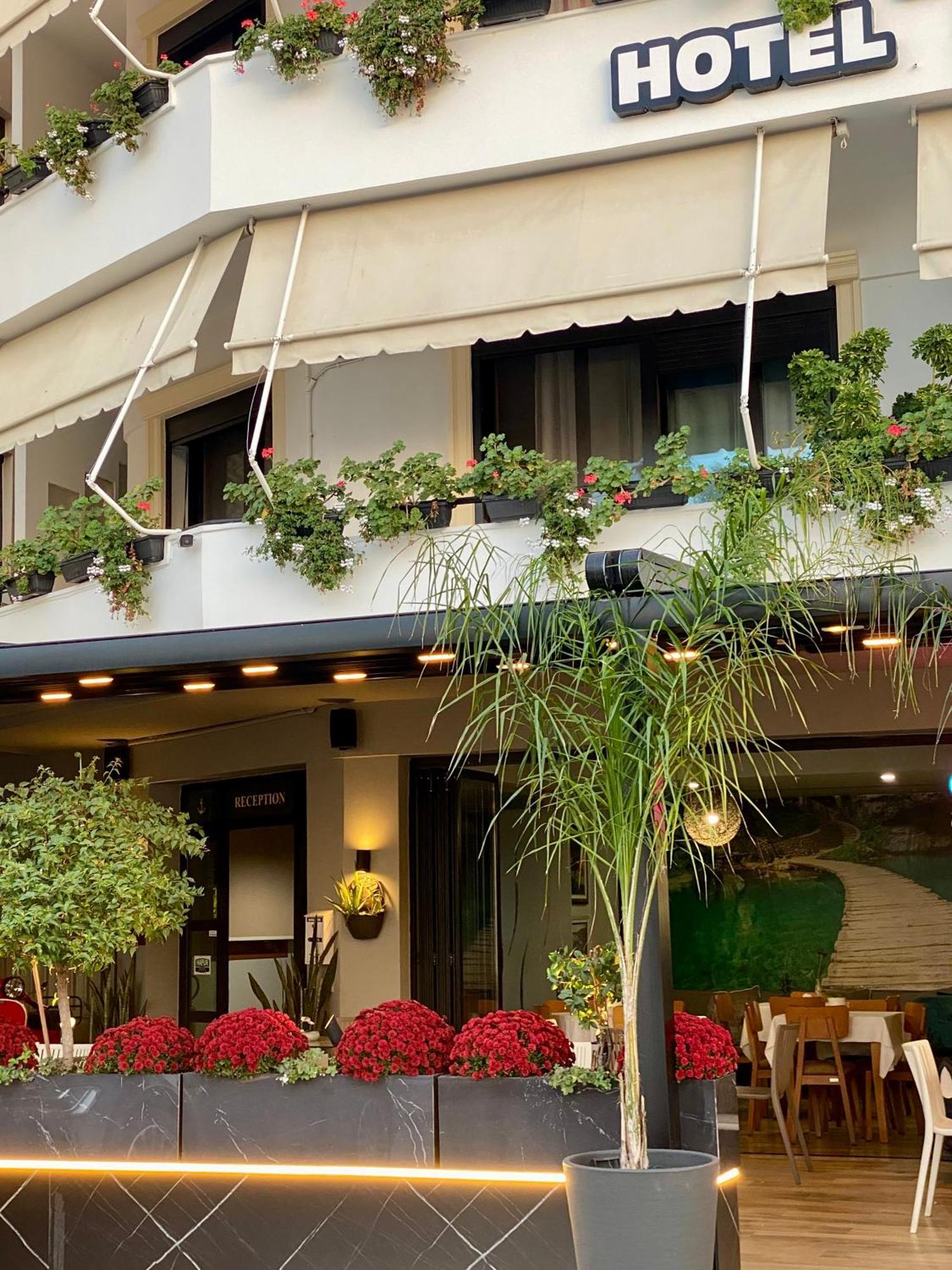 Hotel Bojko Vlorë Exterior foto