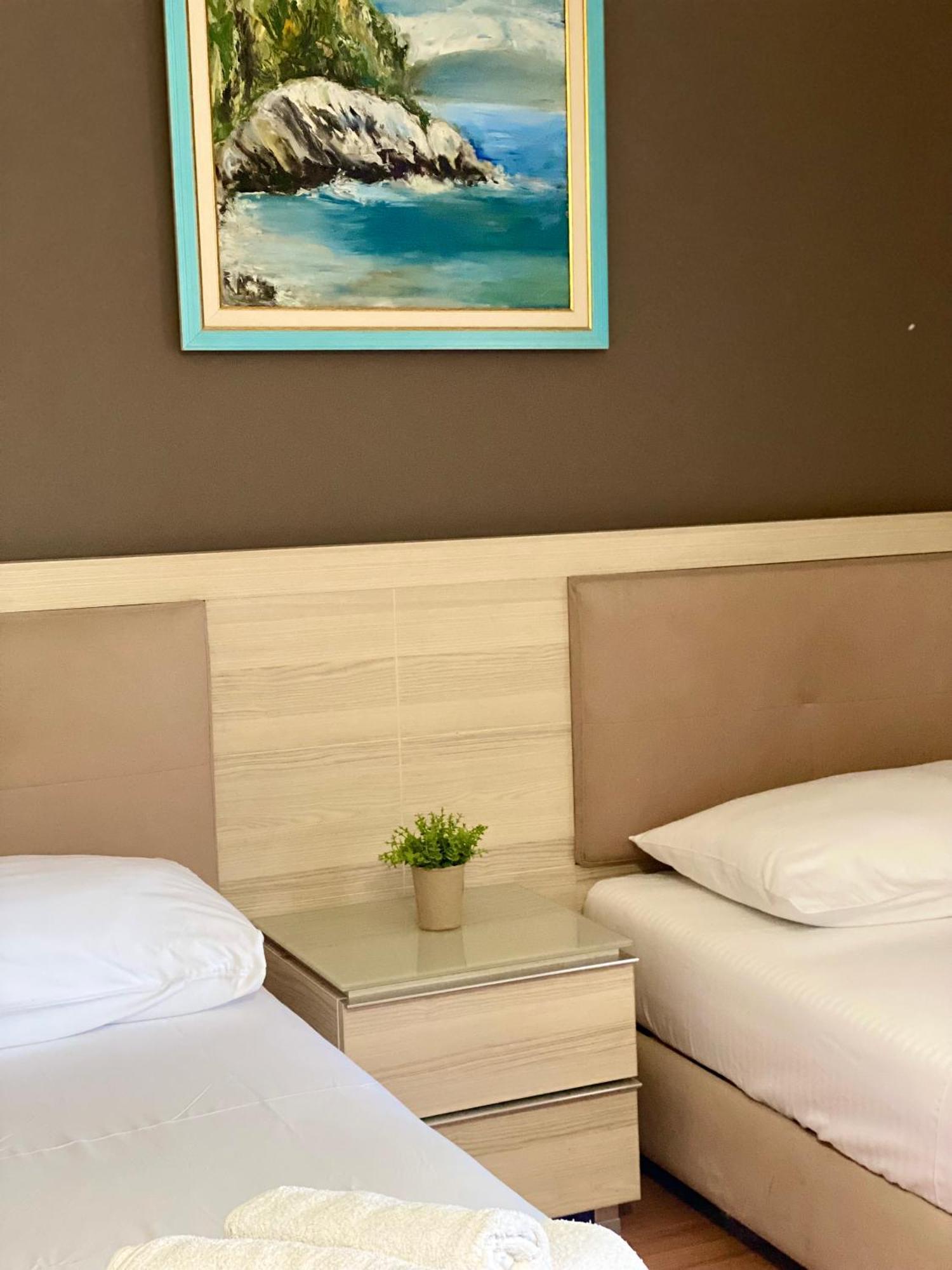 Hotel Bojko Vlorë Exterior foto